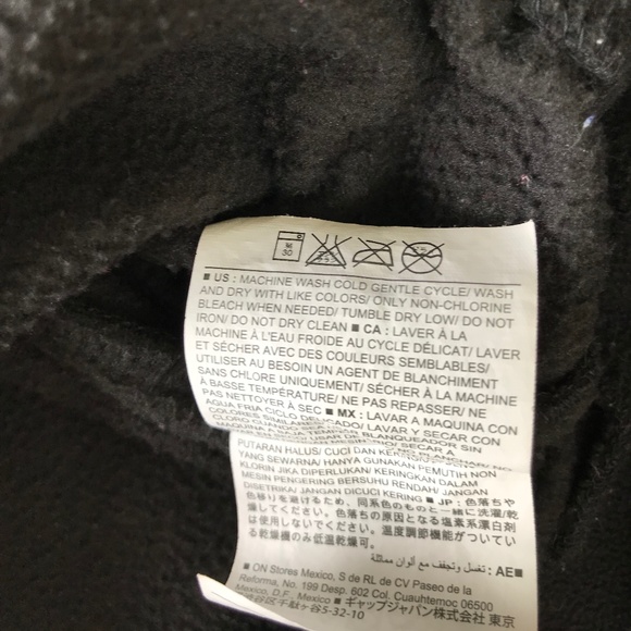 Old Navy black cowl neck long sleeved black Sweatshirt in Girls Size 8 - Picture 11 of 13